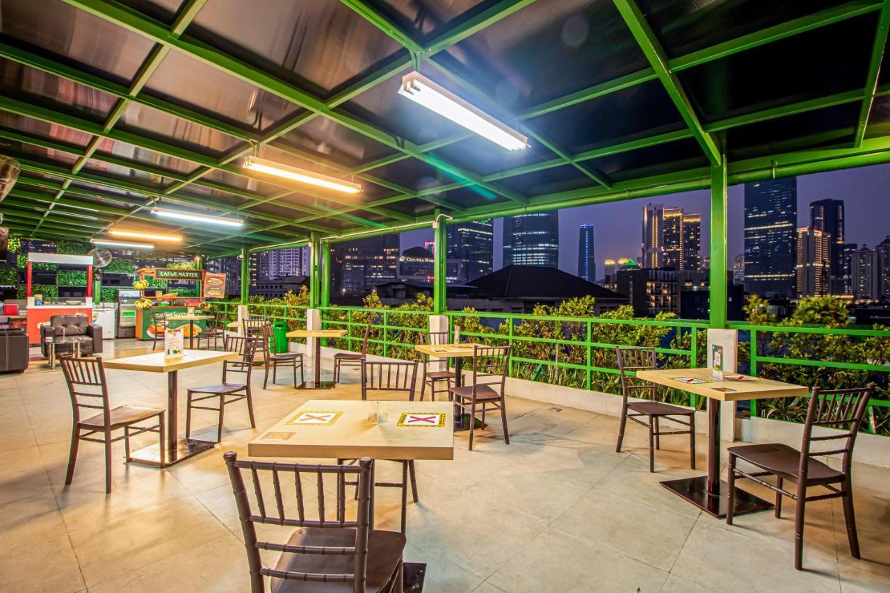 De 80'S Genteng Ijo Jakarta Exterior foto